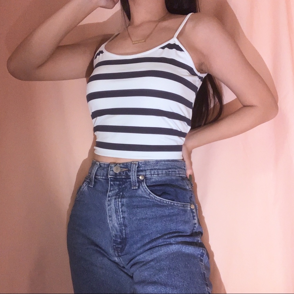 STRIPED BLACK AND WHITE ZARA CAMI